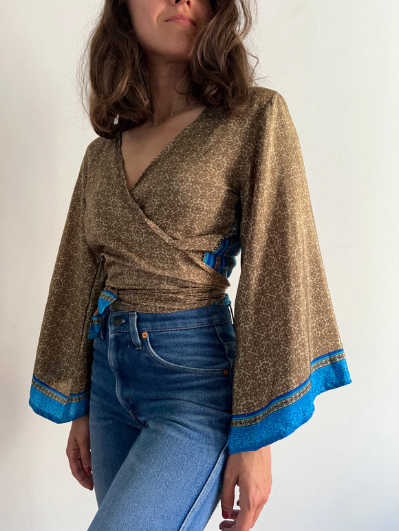 Camicia indiana incrociata marrone e azzurra