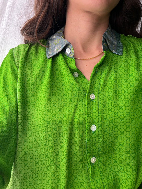 Camicia indiana modello maschile verde acceso