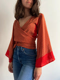 Camicia indiana incrociata rossa e beige