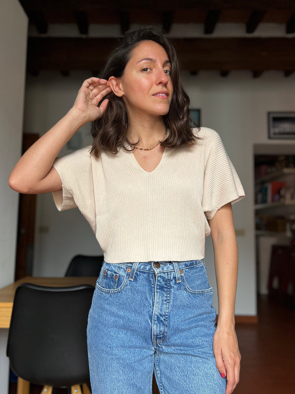 Maglia crop beige
