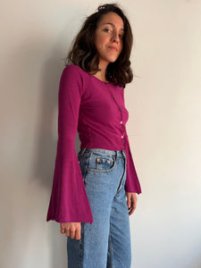 Cardigan corto con manica scampanata violetto