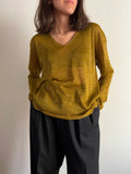 Maglia luccicante scollo V senape