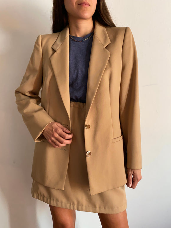 Completo beige