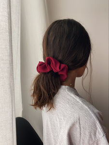 Scrunchie di seta ciliegia