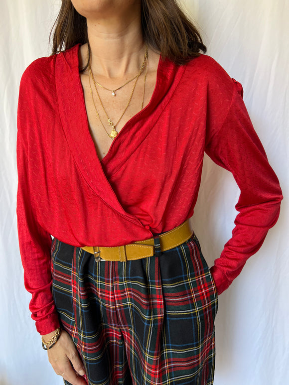 Camicia rossa incrociata