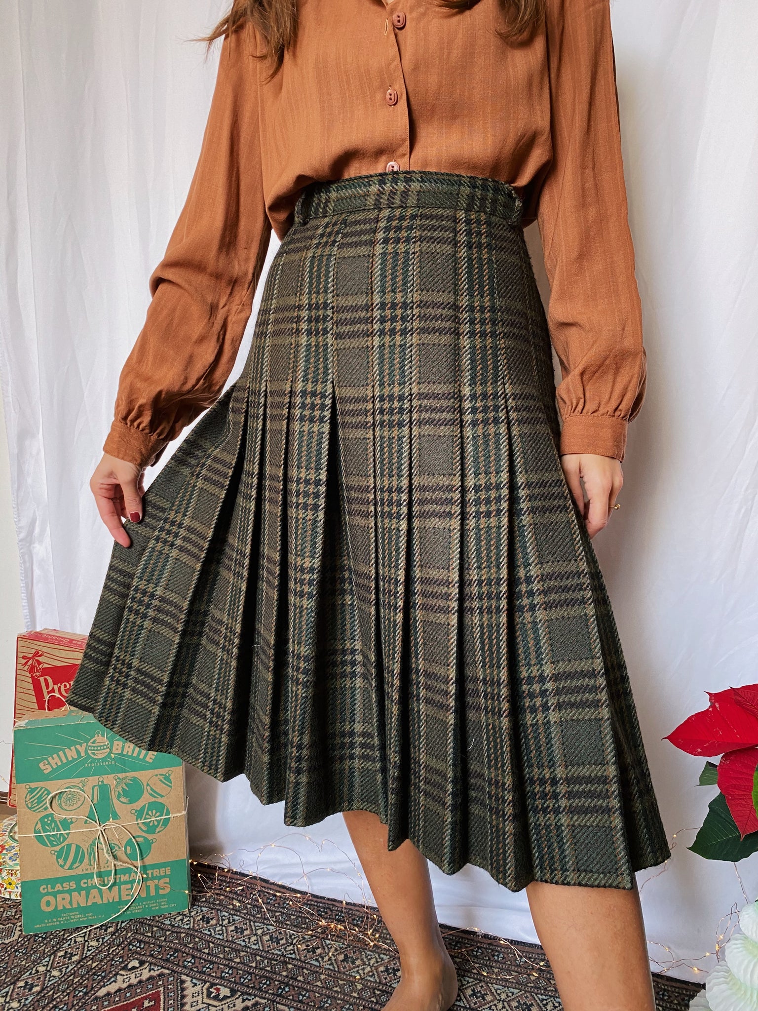 Gonna midi di lana tartan verde a pieghe - Main Image