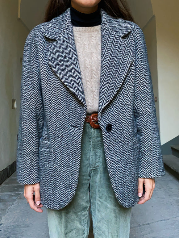 Blazer spigato con rever arrotondato