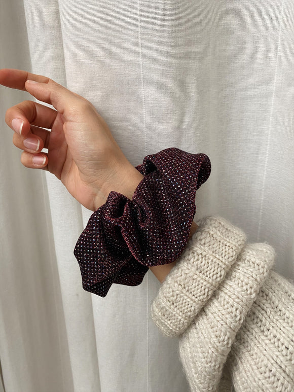 Scrunchie bordeaux con brillantini
