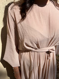Abito lungo con cintura crepe beige
