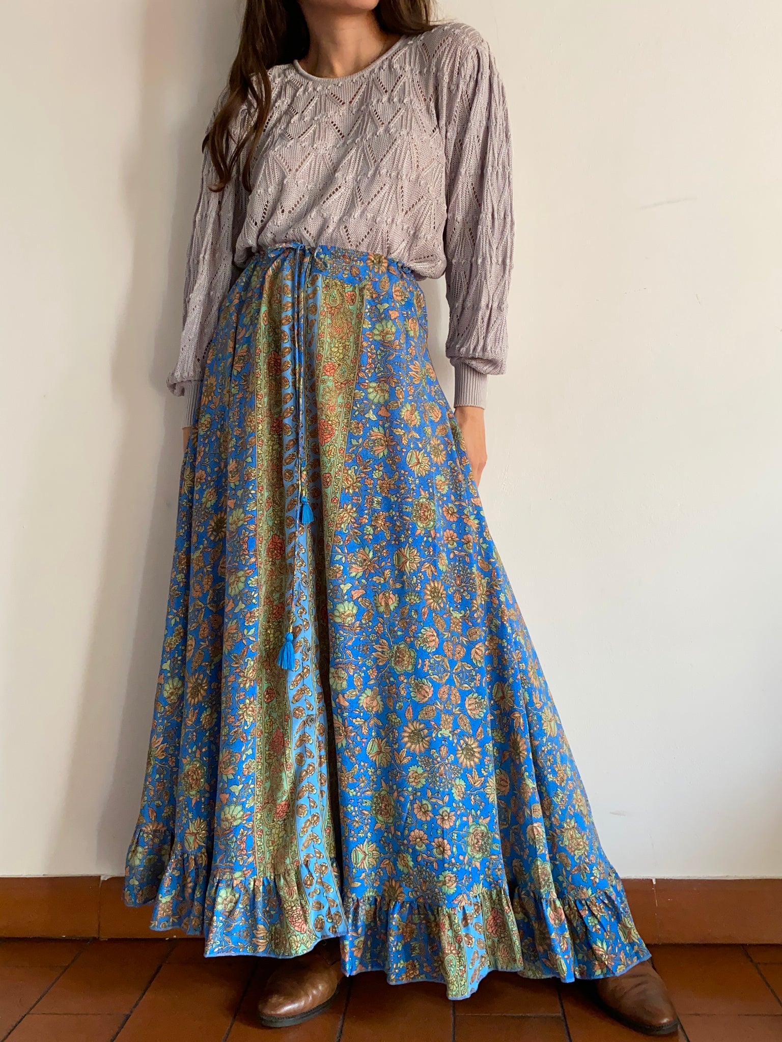 SALDI SU gonne indiane in seta avvolgente gonna vintage in seta gonna estiva indiana boho lunga gonne fatte a mano - Italia SALDI SU gonne indiane in seta avvolgente gonna vintage in seta gonna estiva indiana boho lunga gonne fatte a mano - Italia