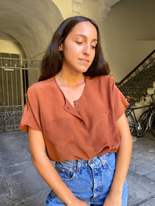 Camicia marrone di seta