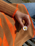 PRE ORDINE • Maglione a righe Carrot cake