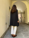 Soprabito nero scampanato