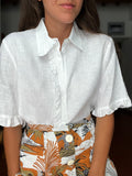 Camicia bianca di lino con rouche