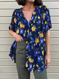 Camicia blu fiori gialli