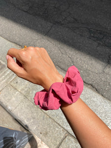 Scrunchie di cotone rosa scuro
