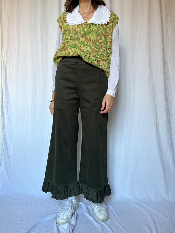 Pantalone verde con balza