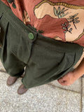 Pantaloni taglio maschile verde bosco