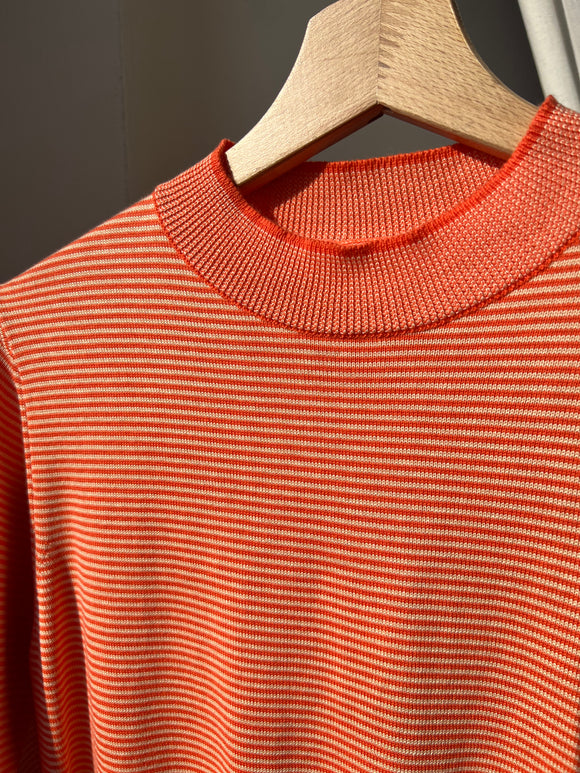 Maglione a righe arancione