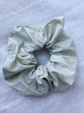Scrunchie di cotone color ghiaccio