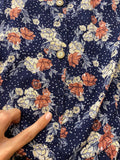 Abito blu pois e fiori