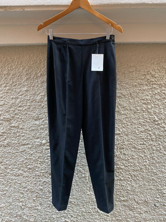 Pantaloni taglio maschile slim neri
