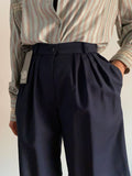 Pantaloncino blu con pince