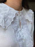 Camicia bianca froufrou