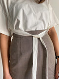 Completo beige e blu