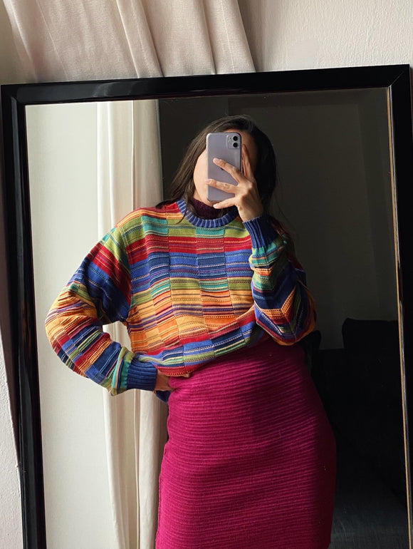 Maglione colorato a righe