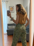 Pantaloni verdi fiorati