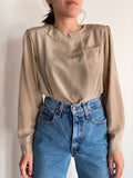 Camicia di seta a righe con colletto