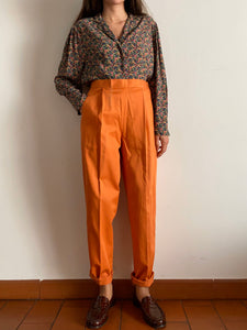 Pantaloni taglio maschile arancioni