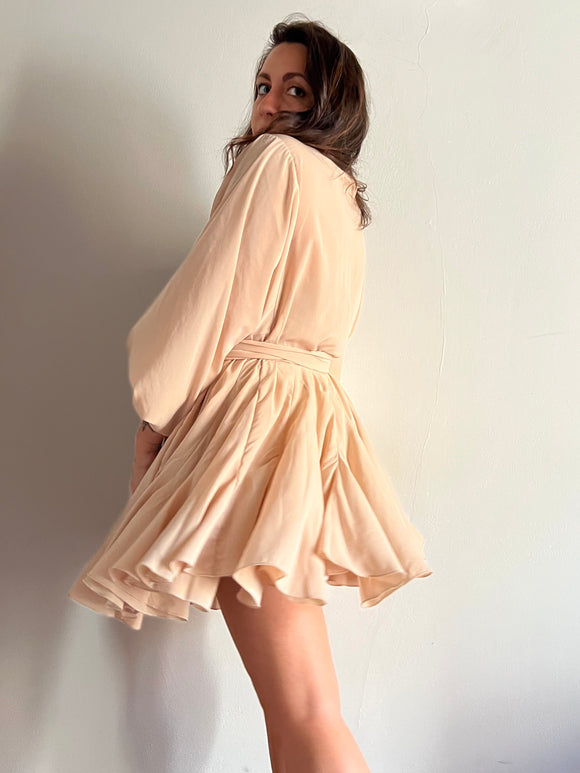 Abito con cintura nude n.1