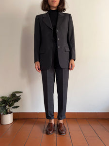 Completo grigio