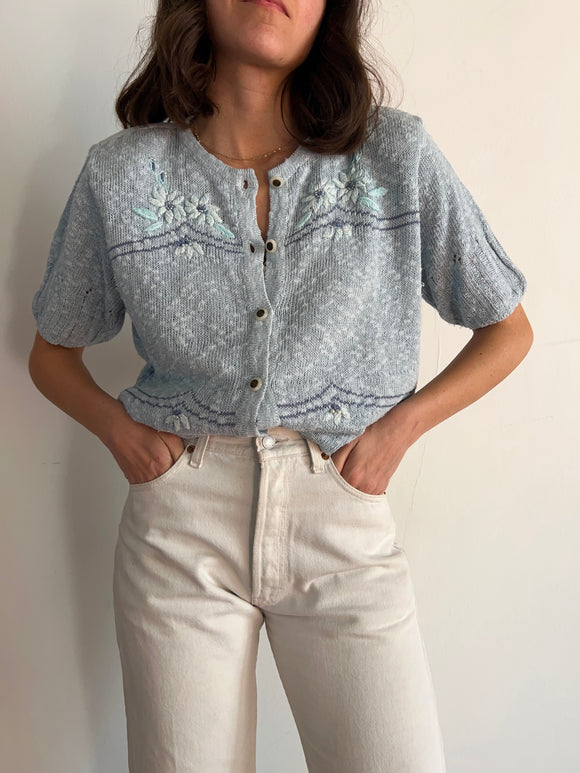 Cardigan mezza manica azzurro con ricami