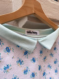 T-shirt Leggerissima con colletto • verde acqua fiori