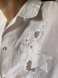 Camicia bianca con ricami