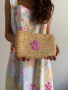 Pochette di paglia con fiore